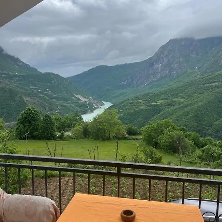Bujtina Merturi Maison d'hôtes